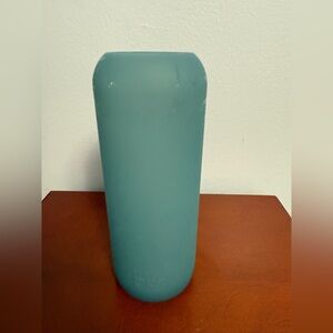 Bkr Demi River sleeve.